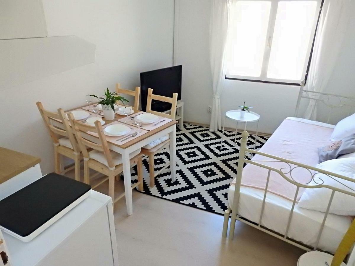 Apartment Antonela Slatine Exterior photo