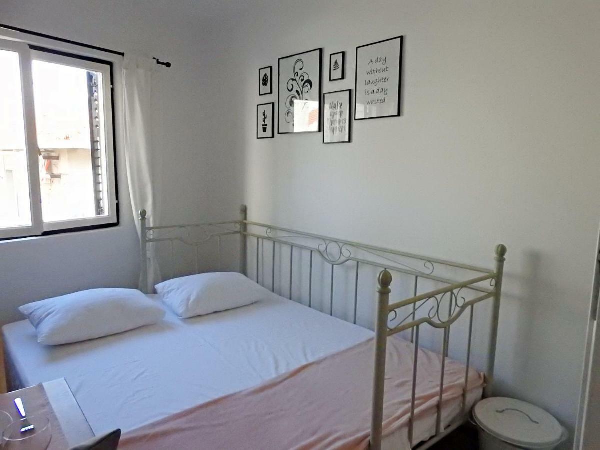 Apartment Antonela Slatine Exterior photo