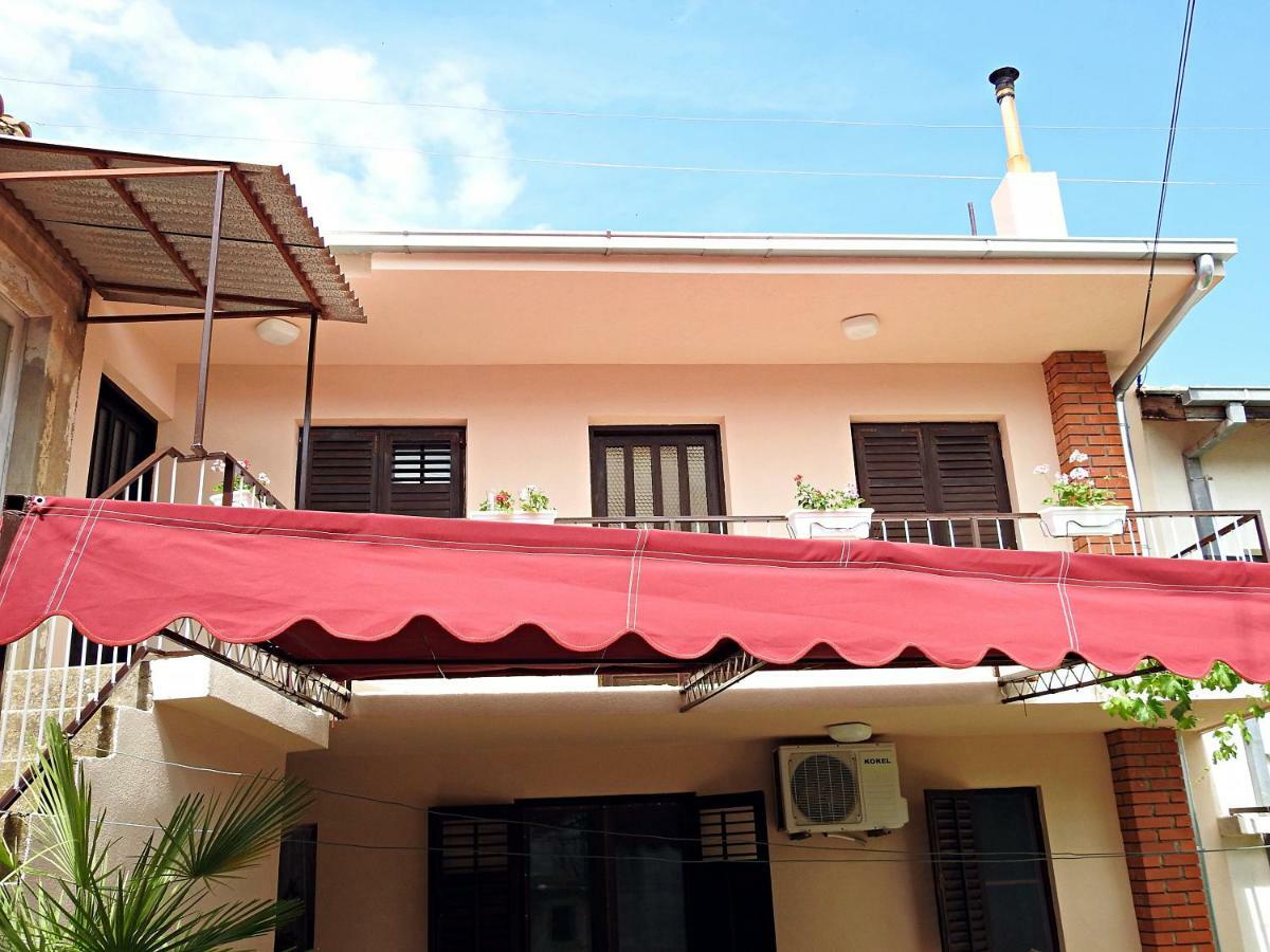 Apartment Antonela Slatine Exterior photo