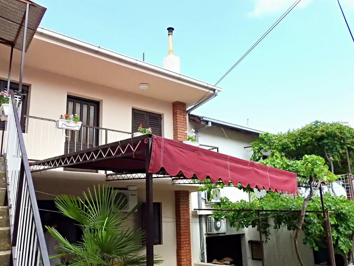 Apartment Antonela Slatine Exterior photo